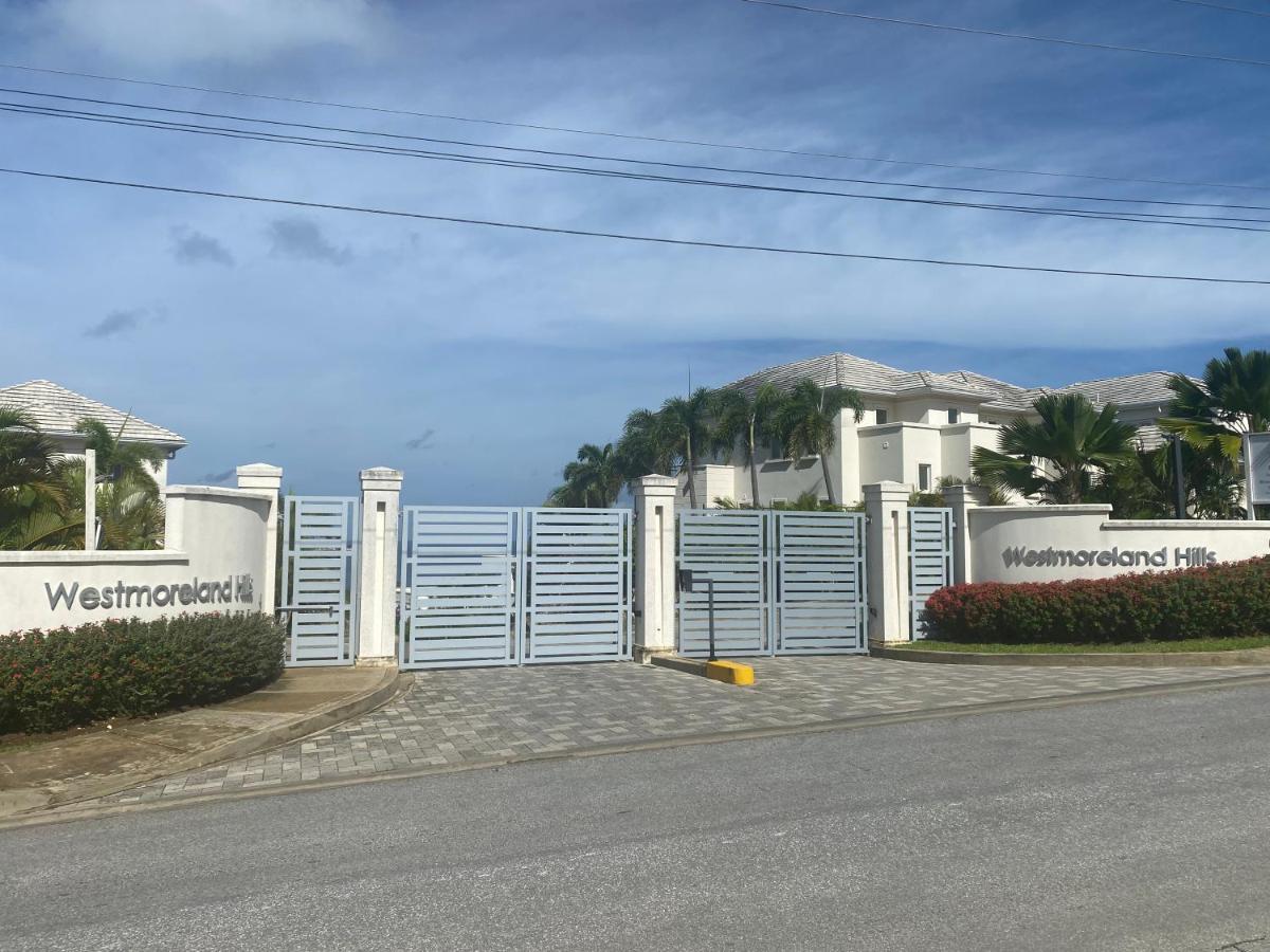 Westmoreland Hills - Mount Standfast - St James - Full Gym Membership Saint James Zewnętrze zdjęcie