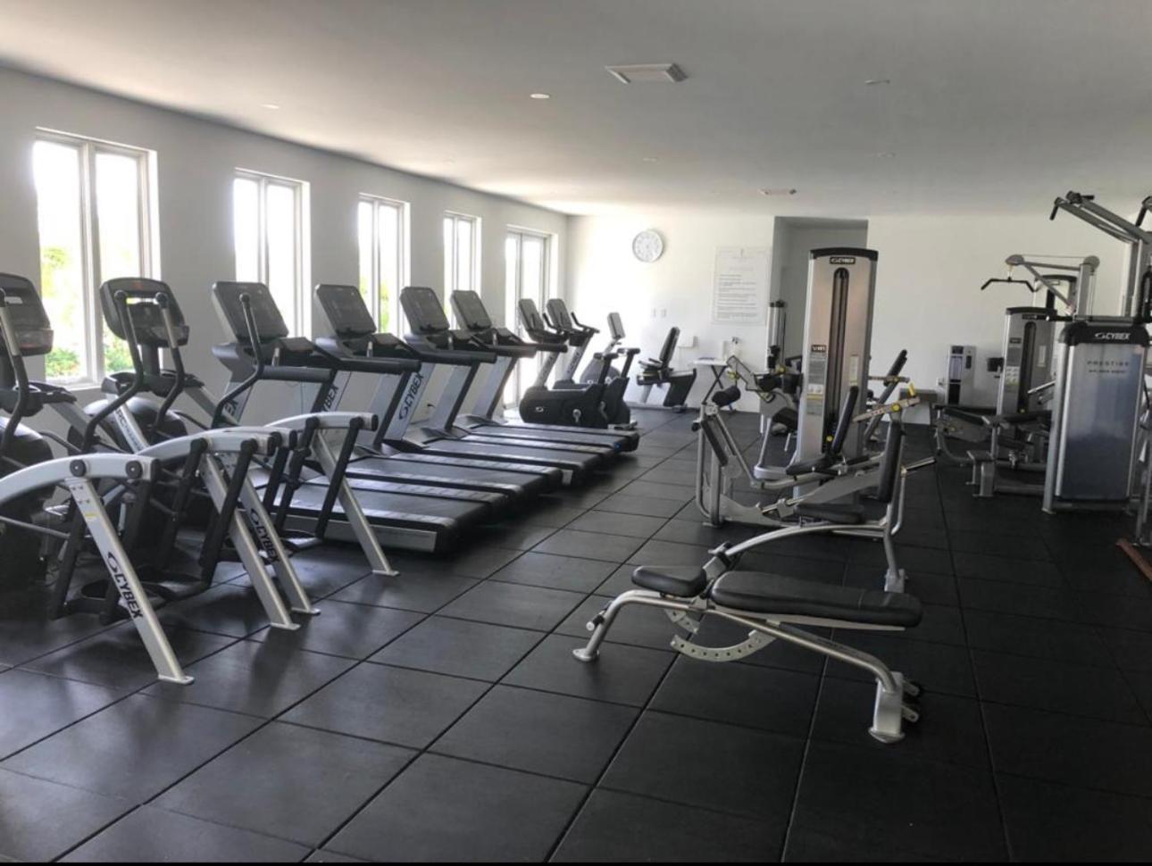 Westmoreland Hills - Mount Standfast - St James - Full Gym Membership Saint James Zewnętrze zdjęcie